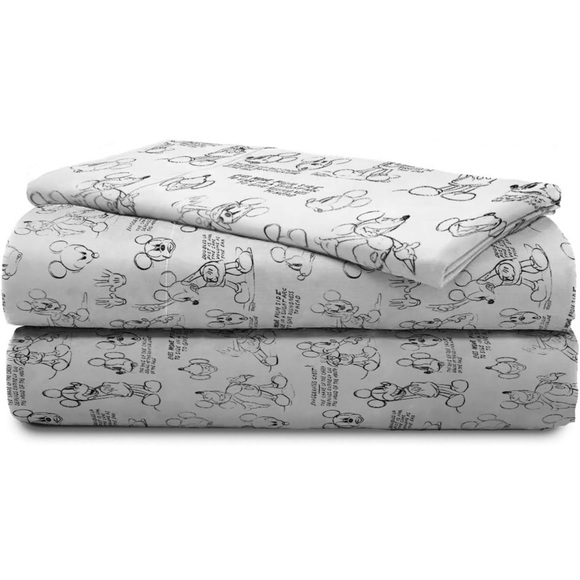 Disney QUEEN Sheet Set - Black and White NEW! - Picture 9 of 13